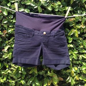 Maternity shorts